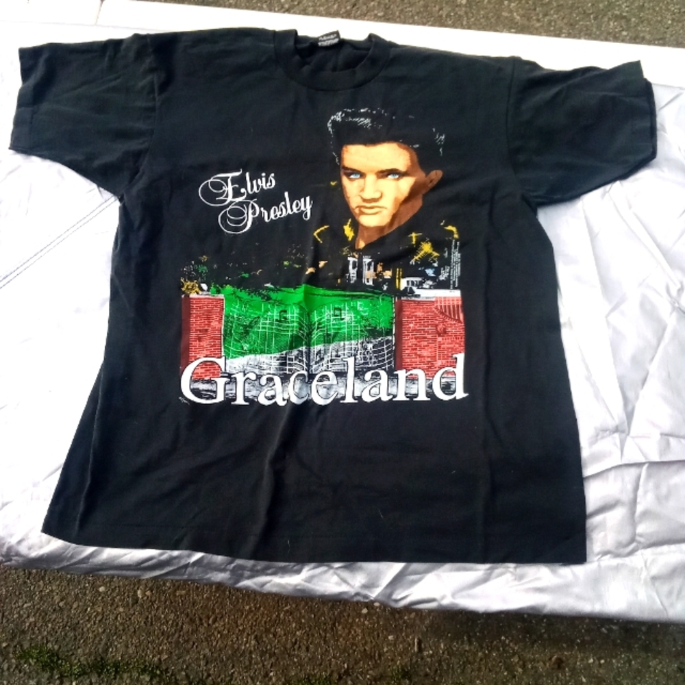 Official Graceland shirt